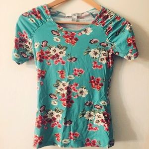 super cute XXI turquoise floral shirt