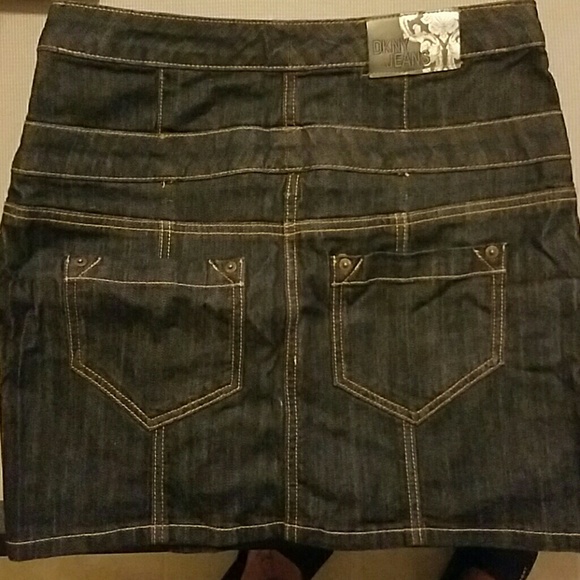 Dkny dark jean skirt - Picture 2 of 4