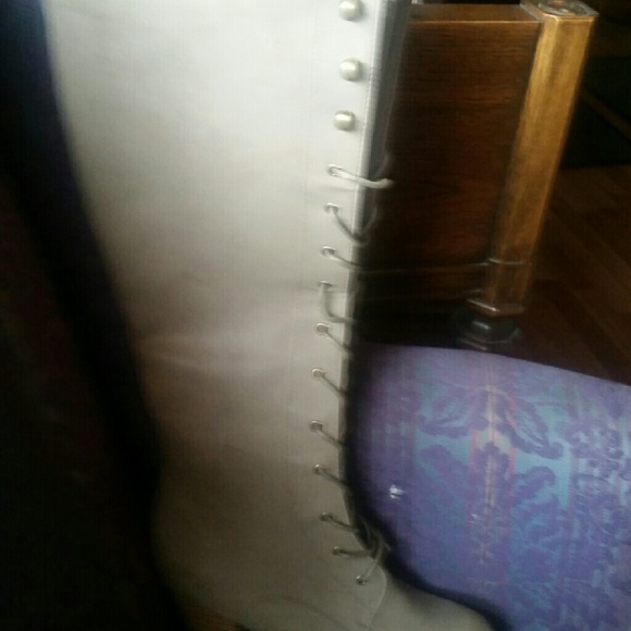 NOT FOR THE FAINT OF - Picture 2 of 4