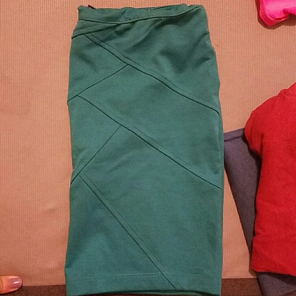 Turquoise mini fitted stretch skirt - Picture 3 of 4