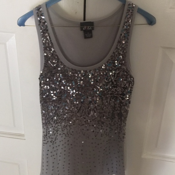 Sequin Tank😍 - Picture 2 of 4