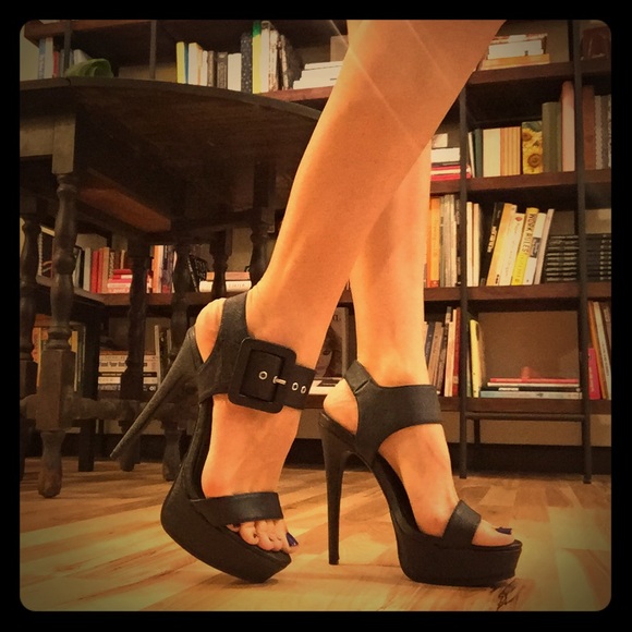 Sexy high pumps