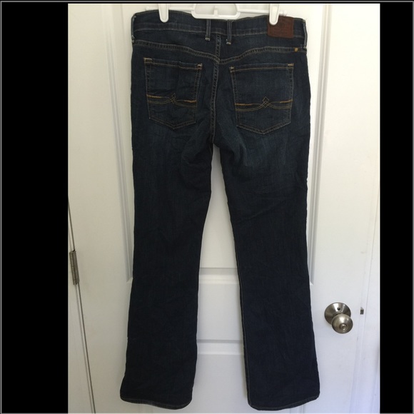 FREE W/ ANY PURCHASE LUCKY BRAND JEANS - Picture 2 of 4