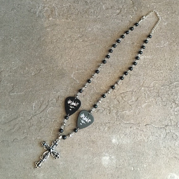 🚨SOLD!!🚨 Guitar Pick Bling Cross Necklace - Picture 2 of 2