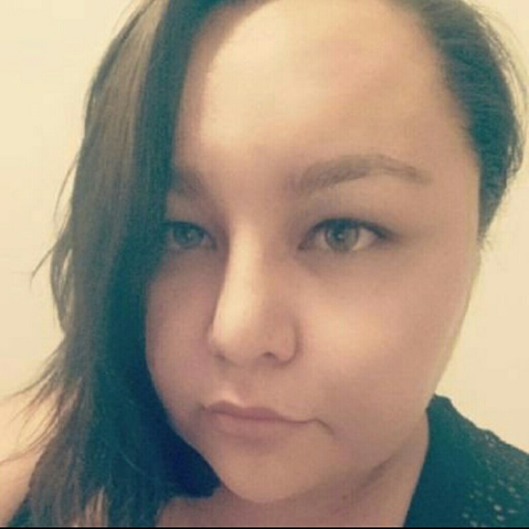 Meet your Posher, Evelyn