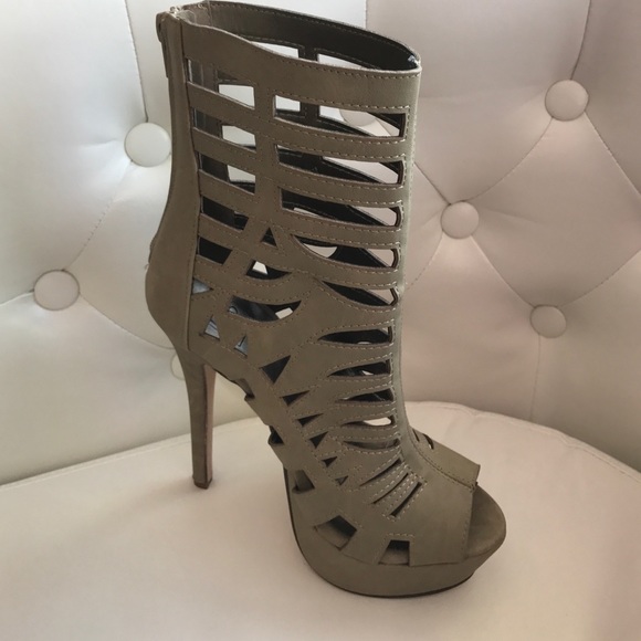 Taupe booties - Picture 2 of 4