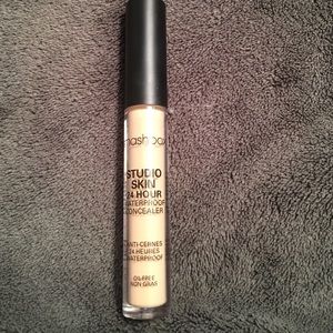 Smashbox Studio Skin Concealer