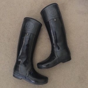 black hunter rain boots