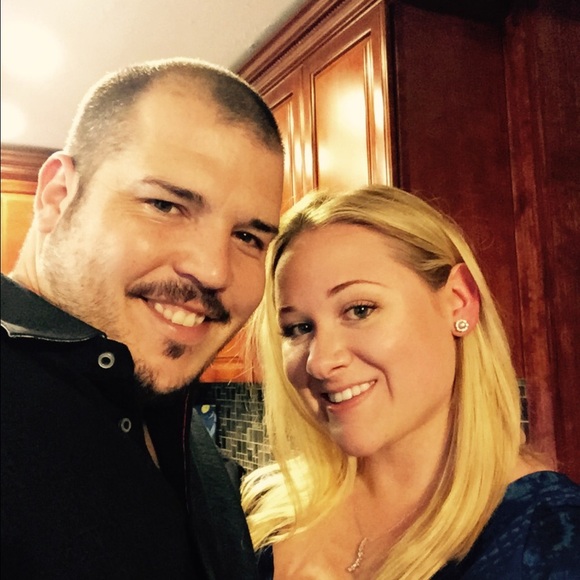 Meet your Posher, Kayla - Picture 1 of 1