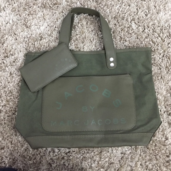 OPEN TO OFFERS Marc by Marc Jacobs