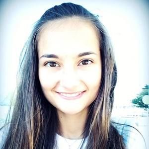 Meet your Posher, Cristina