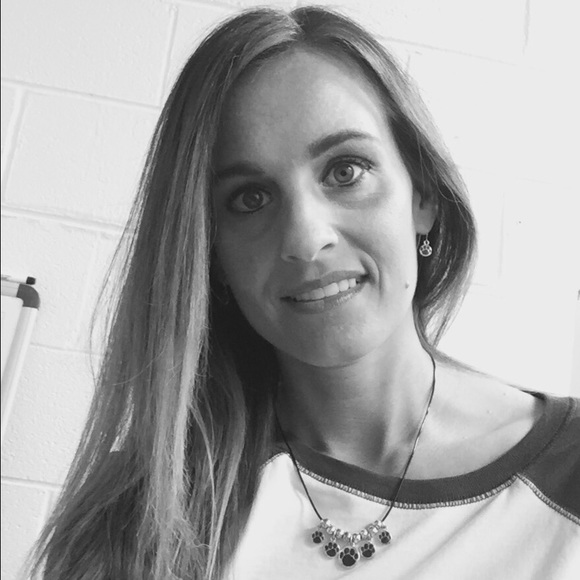 Meet your Posher, Amy