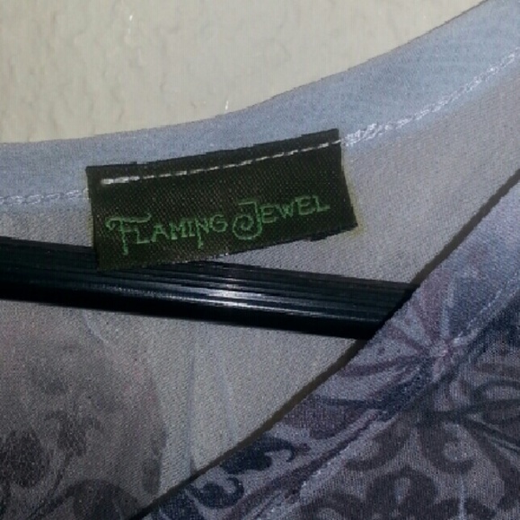 Butterfly Sleeve Sheer Cover - Picture 3 of 4