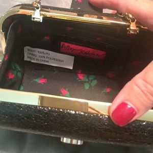 Betsey Johnson Bags - Betsey Johnson 💋 Clutch Betsey Johnson Bags - Betsey Johnson 💋 Clutch