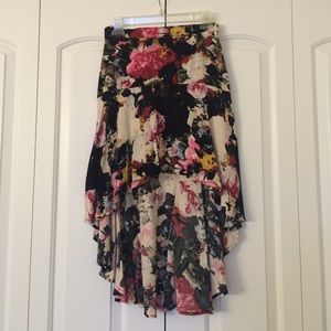 Hi lo Kimichi Blue Floral Skirt