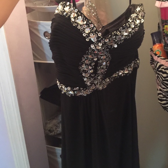 Black long prom dress