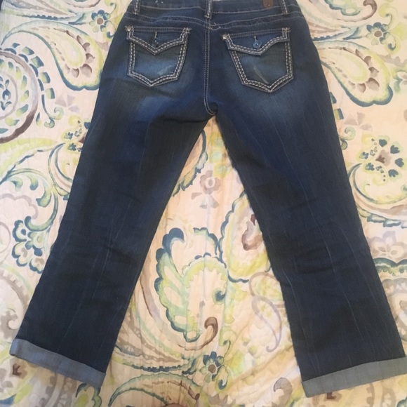 YMI capris - Picture 2 of 3