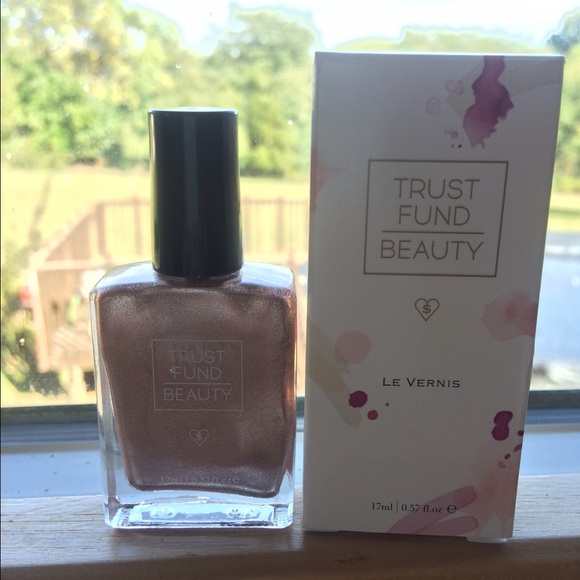 🍂🍂🍂 "champagne socialite" nail polish