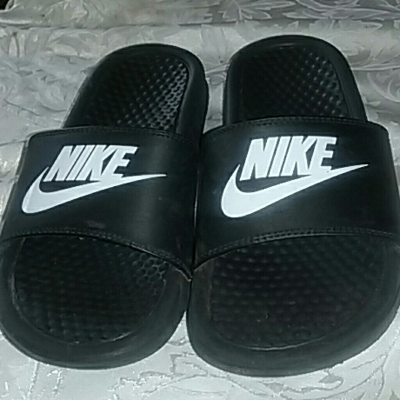 Nike slides