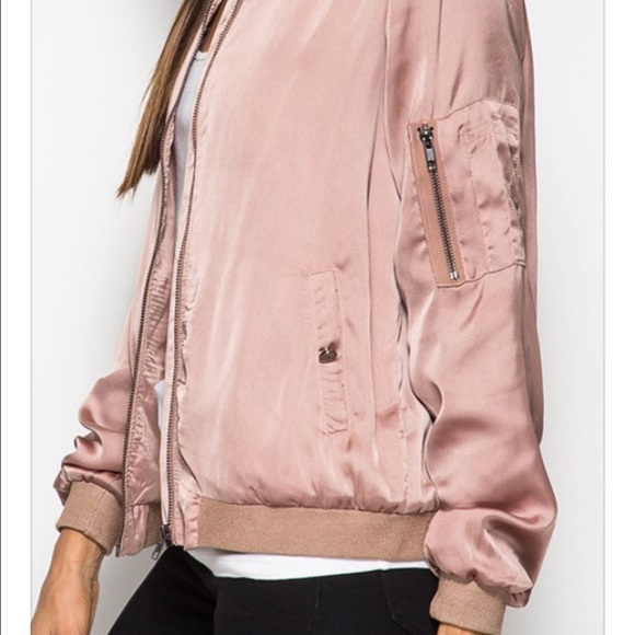 ✨Sale ✨Satin bomber jacket - Picture 2 of 3