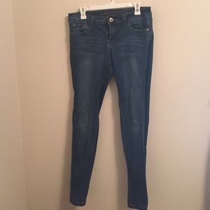 Stretchy skinny jeans
