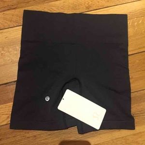 New Lululemon Sculpt Short