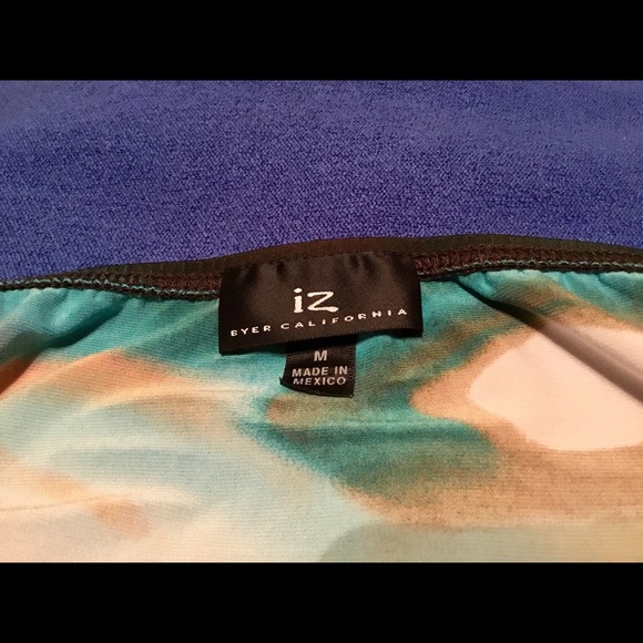 Halter top - Picture 3 of 3