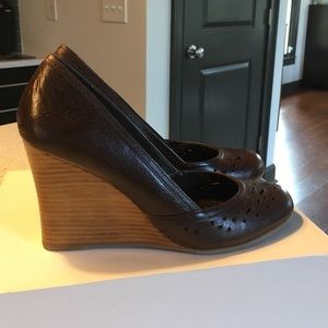 Like new Steve Madden Wedges