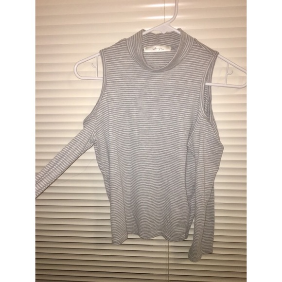 Cold Shoulder Striped Top - Picture 2 of 2