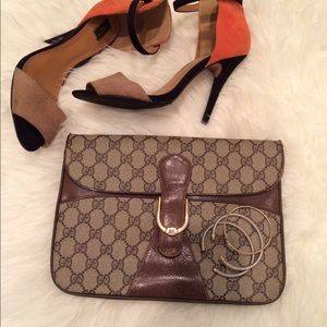 ❌Sold Vintage Gucci Clutch