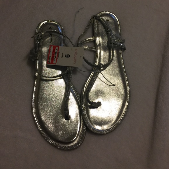 Women's size 9 silver/glitter sandals from target