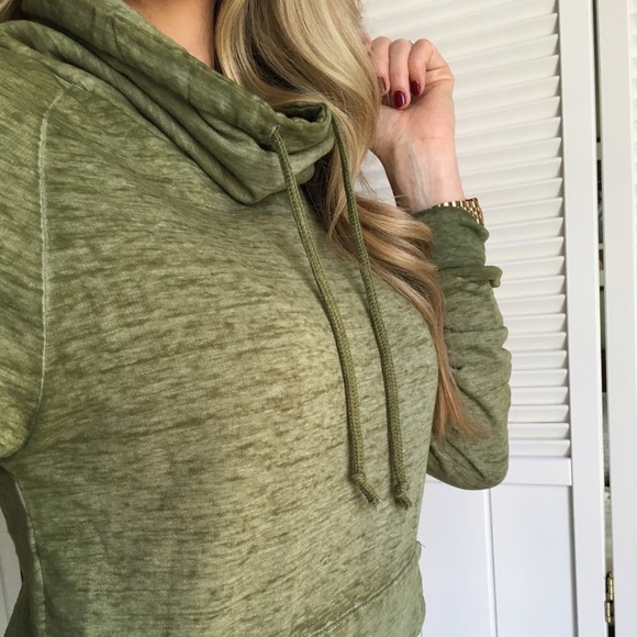 Sold• Funnel Neck LS Athleisure - Picture 2 of 4