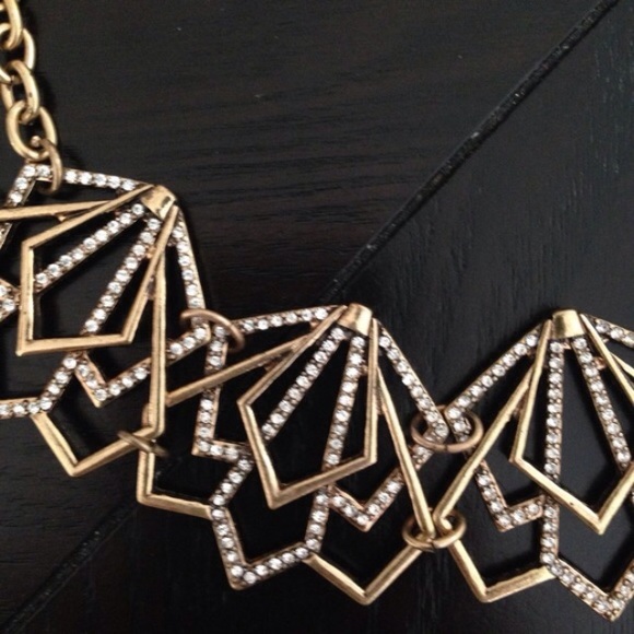 ❣LAST❣ Vintage Gold Crystal Geometric Necklace - Picture 3 of 4