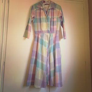 Super pretty VINTAGE pastel plaid cotton dress