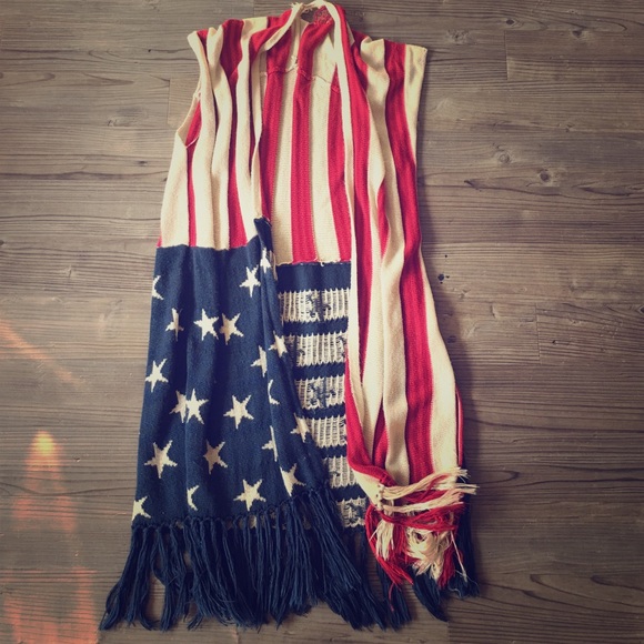 Vinatage-inspired, American-flag, armless sweater!
