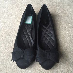 Black flats