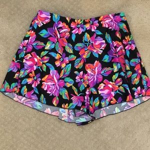 TROPICAL SHORTS