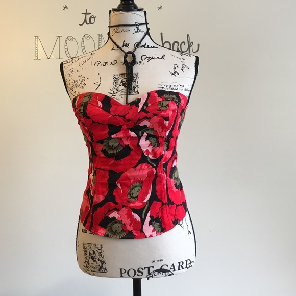 Flower pattern tube top