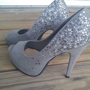 🌟CCO🌟 Rhinestone heels