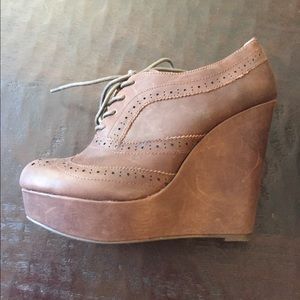 Like new Aldo heels with box and receipt