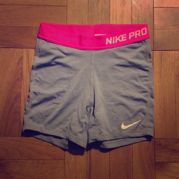 Grey Nike pro spandex