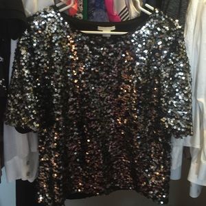 ON SALE TODAY ONLY!!!!Silver and Black Sequin Top