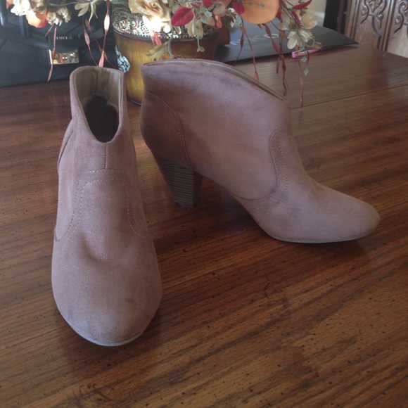 tan booties