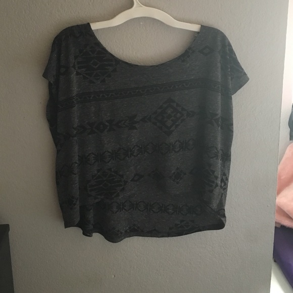 Crop top