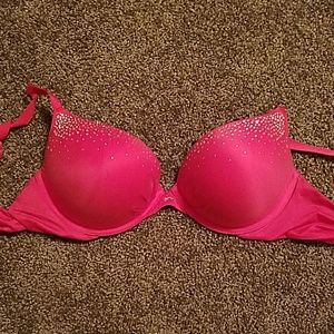 Like new Victoria's secret plunge push up bra.