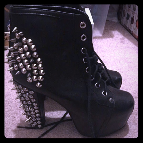 Black spiked litas Jeffery Campbell