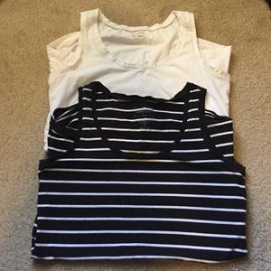 3 Motherhood Maternity tank tops