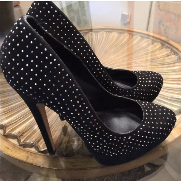 Truth or Dare by Madonna black pumps