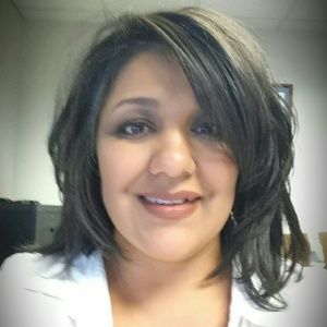 Meet your Posher, Gloria