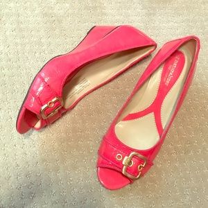 Naturalizer N5 comfort coral pink wedge peep toe